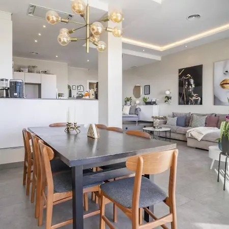 Rg133 - Spacious 3 Bed In Prime Location Марбелья