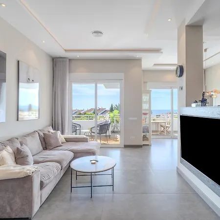 Apartment Rg133 - Spacious 3 Bed In Prime Location Marbella