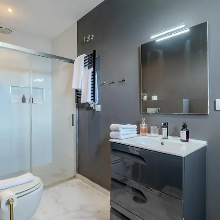 Apartment Rg133 - Spacious 3 Bed In Prime Location