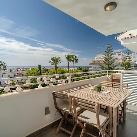 Rg133 - Spacious 3 Bed In Prime Location Apartment