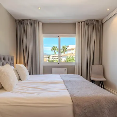 Rg133 - Spacious 3 Bed In Prime Location Apartment Marbella