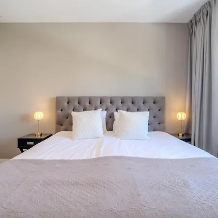 Rg133 - Spacious 3 Bed In Prime Location Apartment